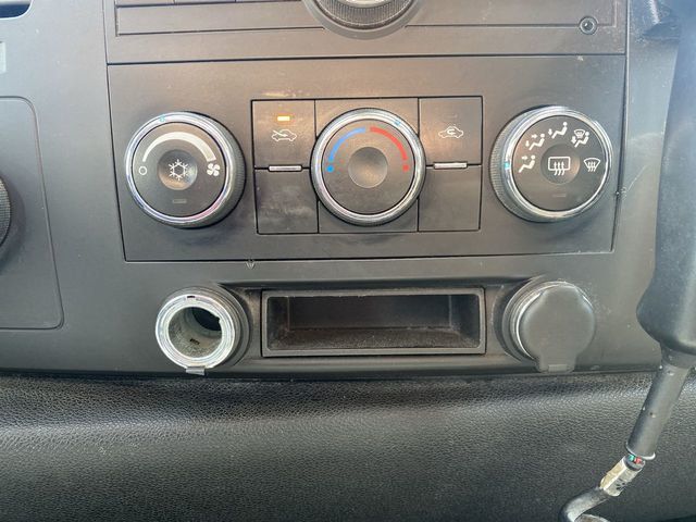 2007 Chevrolet Silverado 1500 Regular Cab LT Pickup 2D 8 ft - 20542625 - 11