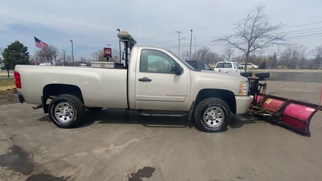 2007 Chevrolet Silverado 1500 Regular Cab LT Pickup 2D 8 ft - 20542625 - 2