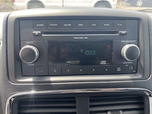 2014 Dodge Grand Caravan Passenger SE Minivan 4D - 20657814 - 30