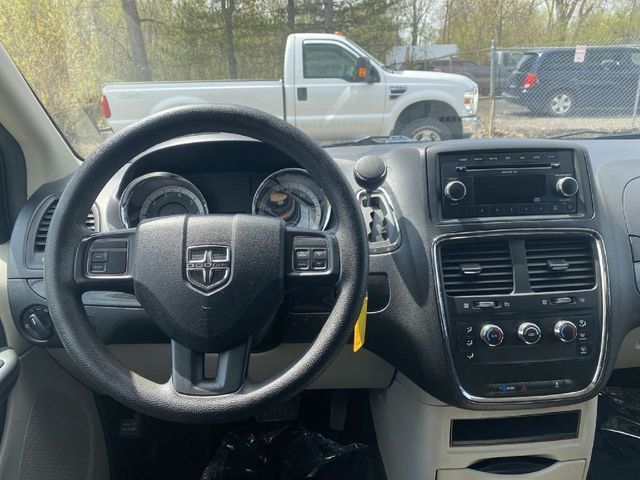 2014 Dodge Grand Caravan Passenger SE Minivan 4D - 20657814 - 8
