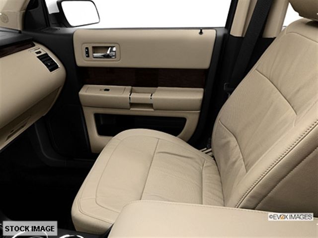 2014 Ford Flex 4dr SE FWD - 10856162 - 9