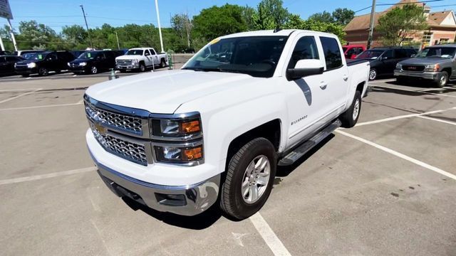 2015 Chevrolet Silverado 1500 Crew Cab LT Pickup 4D 5 3/4 ft - 20563444 - 16