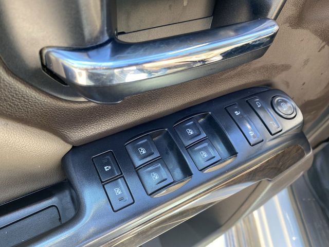 2015 Chevrolet Silverado 1500 Crew Cab LT Pickup 4D 5 3/4 ft - 20563444 - 18