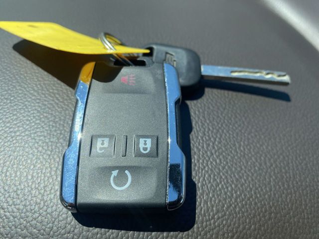 2015 Chevrolet Silverado 1500 Crew Cab LT Pickup 4D 5 3/4 ft - 20563444 - 23