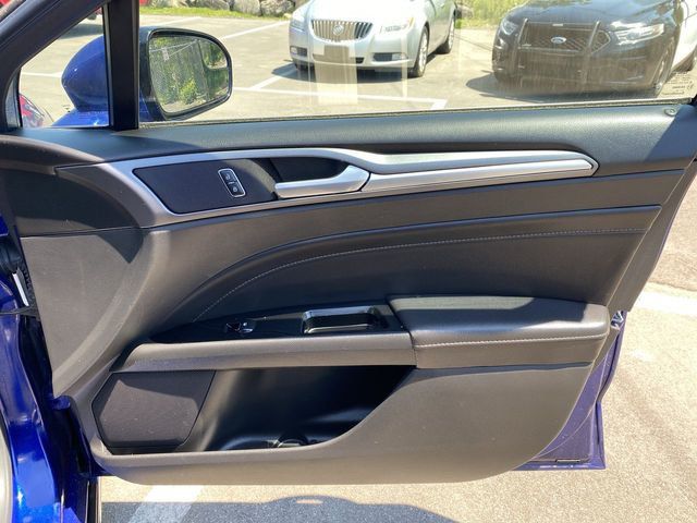 2016 Ford Fusion Titanium Sedan 4D - 20828478 - 32