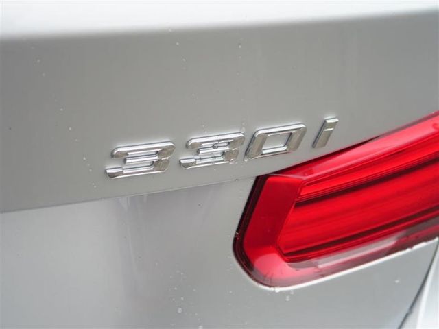 2017 BMW 3 Series 330i - 16531294 - 9