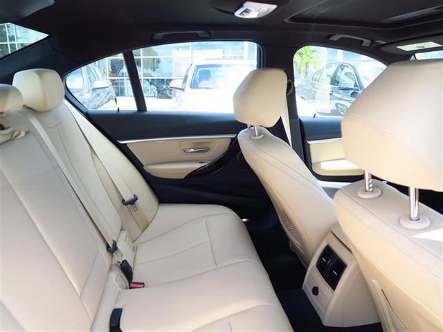 2017 BMW 3 Series 330i - 16598634 - 8