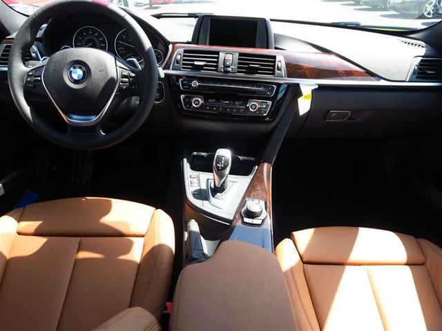 2017 BMW 3 Series 330i - 16785158 - 4