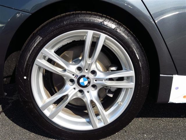 2017 BMW 3 Series 330i - 16873328 - 3