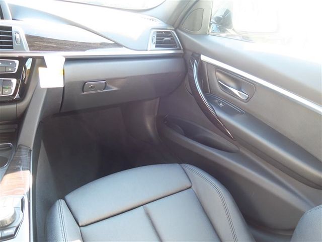 2017 BMW 3 Series 330i - 16873328 - 7