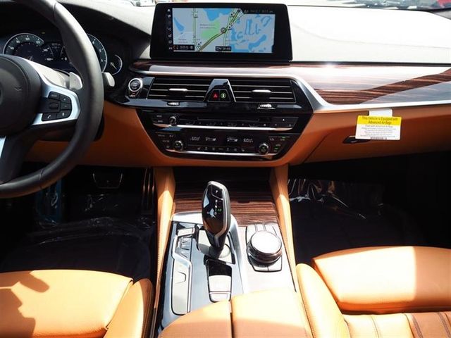 2017 BMW 5 Series 530i - 16402941 - 6