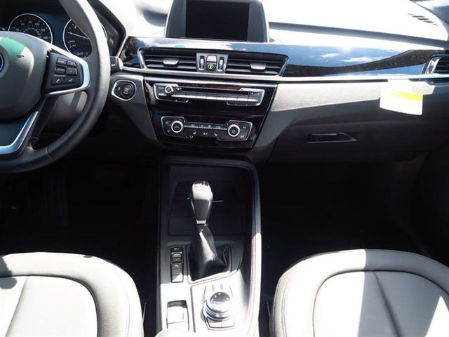 2017 BMW X1 sDrive28i - 16715745 - 6