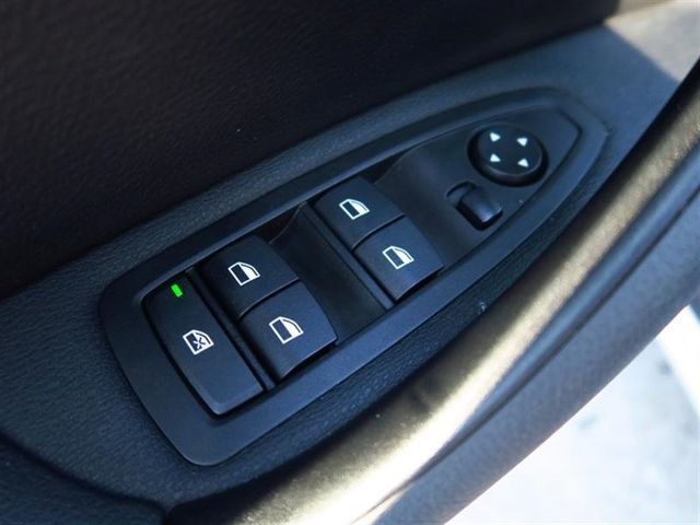 2017 BMW X1 sDrive28i - 16989463 - 18