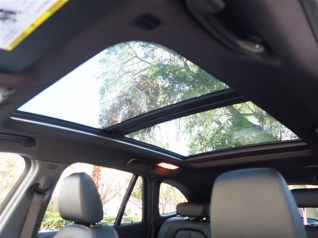 2017 BMW X1 sDrive28i - 16989463 - 21