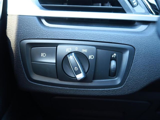 2017 BMW X1 sDrive28i - 16989463 - 27