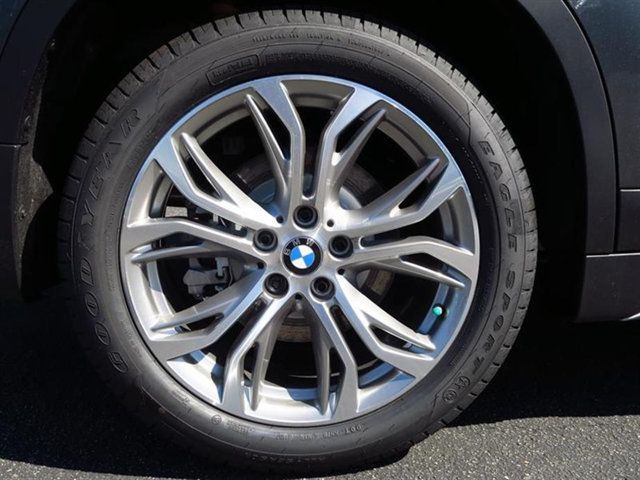2017 BMW X1 sDrive28i - 16989463 - 3