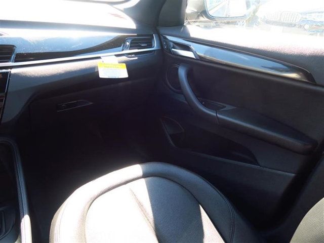 2017 BMW X1 sDrive28i - 16989463 - 7