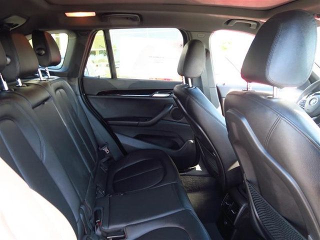 2017 BMW X1 sDrive28i - 16989463 - 8