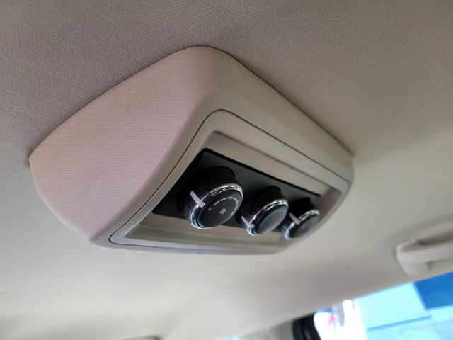 2017 Dodge Grand Caravan Passenger SE Minivan 4D - 22316320 - 13