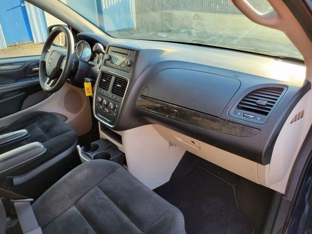 2017 Dodge Grand Caravan Passenger SE Minivan 4D - 22316320 - 20