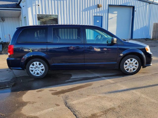2017 Dodge Grand Caravan Passenger SE Minivan 4D - 22316320 - 2
