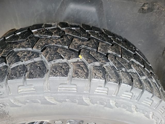 2017 Ram 1500 Crew Cab SLT Pickup 4D 5 1/2 ft - 21319326 - 15