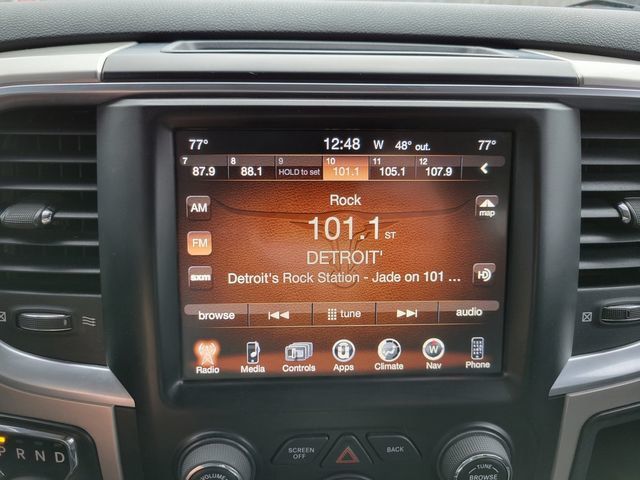 2017 Ram 1500 Crew Cab SLT Pickup 4D 5 1/2 ft - 21319326 - 17