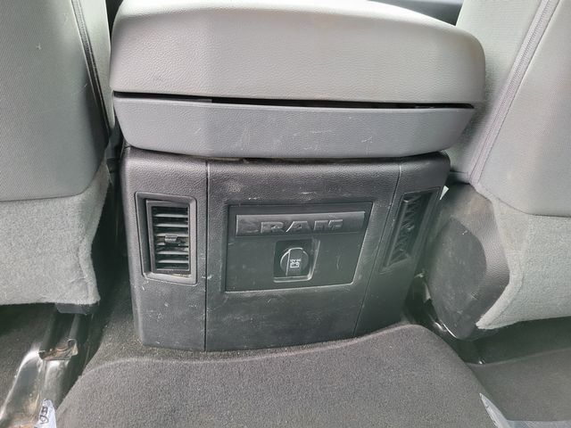 2017 Ram 1500 Crew Cab SLT Pickup 4D 5 1/2 ft - 21319326 - 19