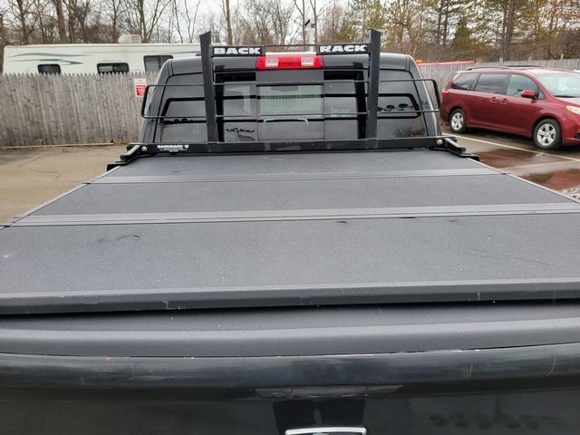 2017 Ram 1500 Crew Cab SLT Pickup 4D 5 1/2 ft - 21319326 - 23