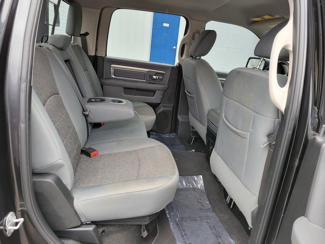 2017 Ram 1500 Crew Cab SLT Pickup 4D 5 1/2 ft - 21319326 - 26