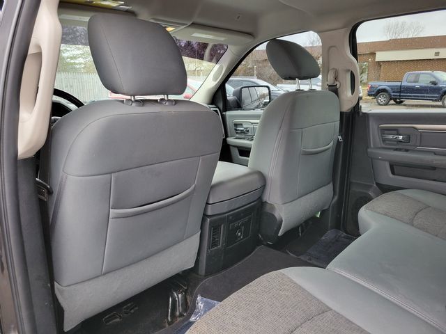 2017 Ram 1500 Crew Cab SLT Pickup 4D 5 1/2 ft - 21319326 - 33