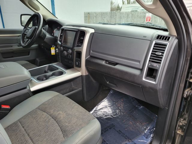 2017 Ram 1500 Crew Cab SLT Pickup 4D 5 1/2 ft - 21319326 - 35