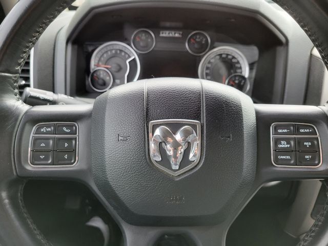 2017 Ram 1500 Crew Cab SLT Pickup 4D 5 1/2 ft - 21319326 - 36