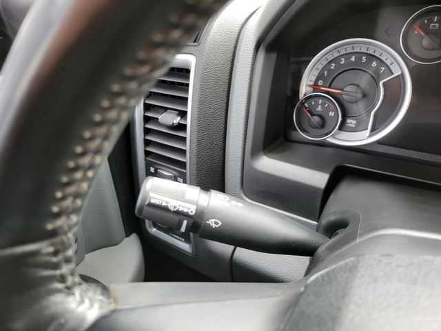 2017 Ram 1500 Crew Cab SLT Pickup 4D 5 1/2 ft - 21319326 - 39