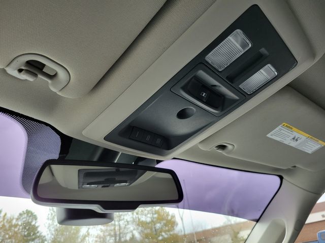 2017 Ram 1500 Crew Cab SLT Pickup 4D 5 1/2 ft - 21319326 - 40