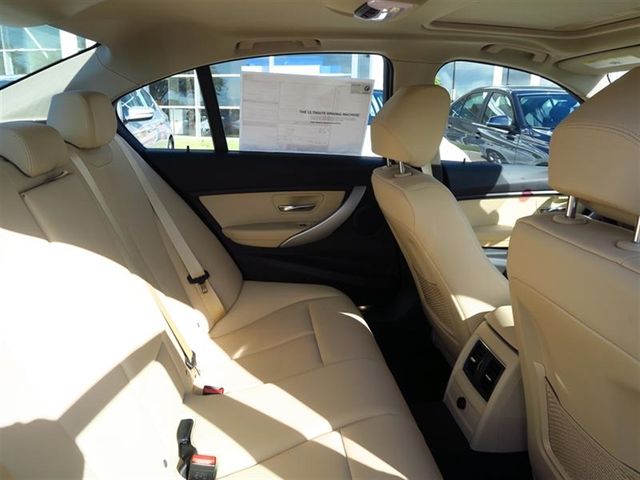 2018 BMW 3 Series 320i - 16925887 - 8