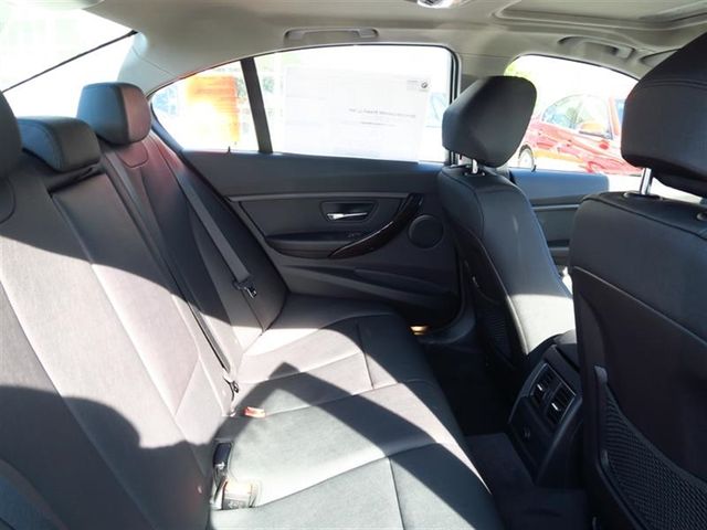 2018 BMW 3 Series 320i - 16958127 - 8