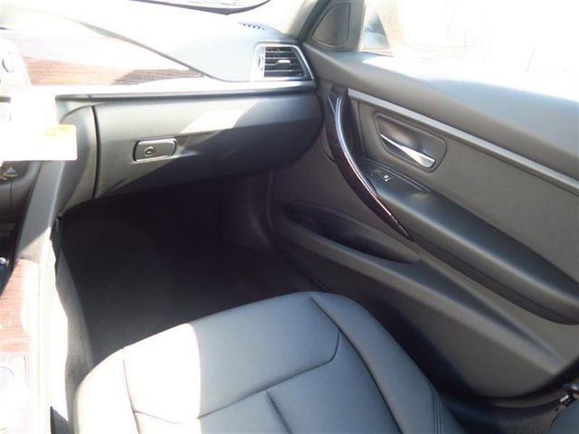 2018 BMW 3 Series 320i - 17050843 - 7