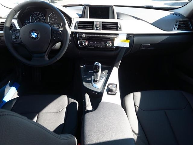 2018 BMW 3 Series 320i - 17050844 - 4