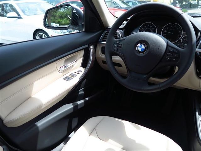 2018 BMW 3 Series 320i xDrive - 16691818 - 5