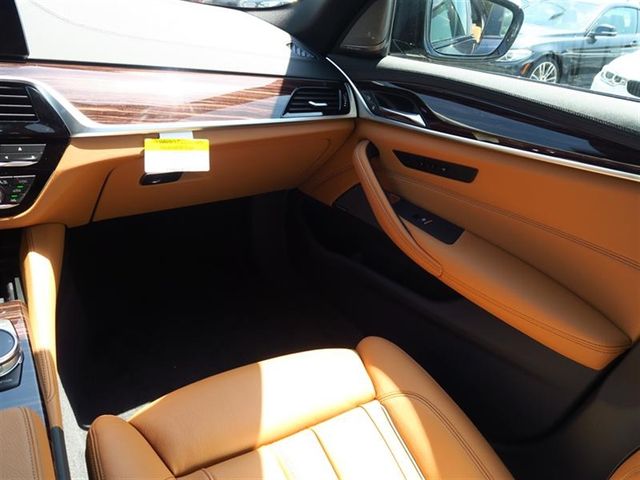 2018 BMW 5 Series 530i - 16785159 - 7