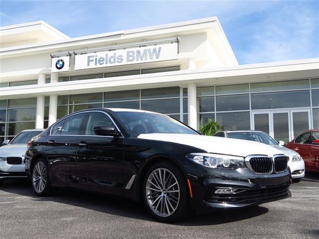2018 BMW 5 Series 530i - 16804740 - 0