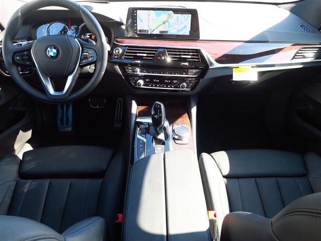 2018 BMW 6 Series 640 Gran Turismo i xDrive 640 Gran Turismo i xDrive - 17042084 - 4