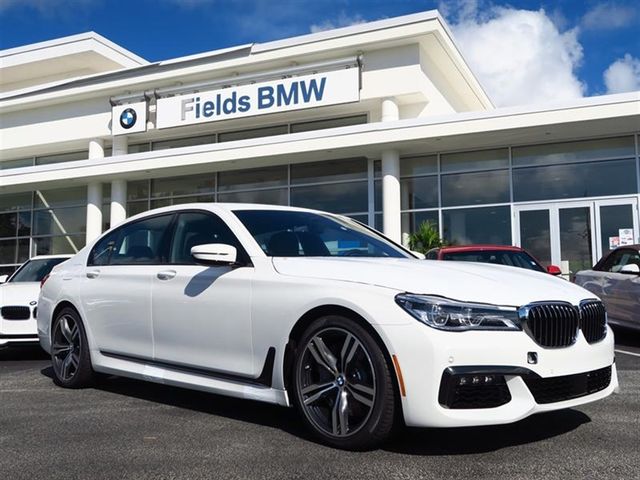2018 BMW 7 Series 750i - 16944365 - 0
