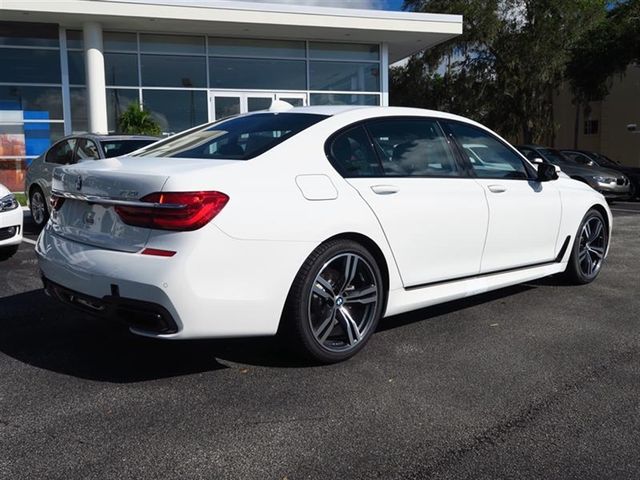 2018 BMW 7 Series 750i - 16944365 - 2