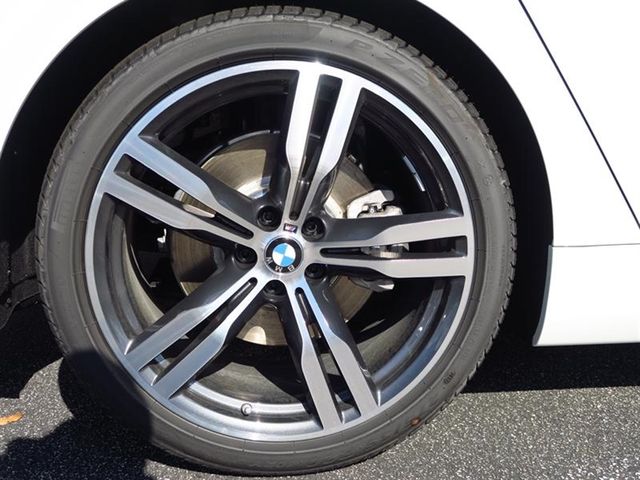 2018 BMW 7 Series 750i - 16944365 - 3