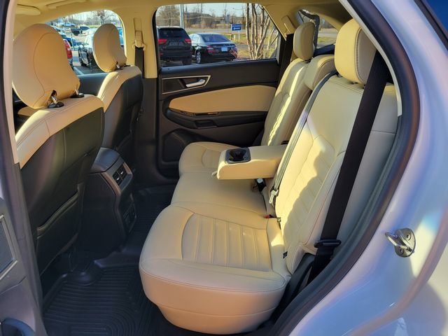 2019 Ford Edge SEL Sport Utility 4D - 21354860 - 11