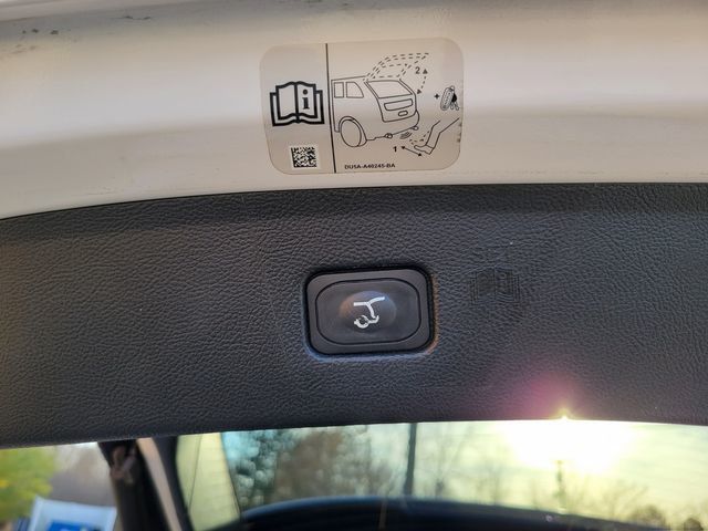 2019 Ford Edge SEL Sport Utility 4D - 21354860 - 32