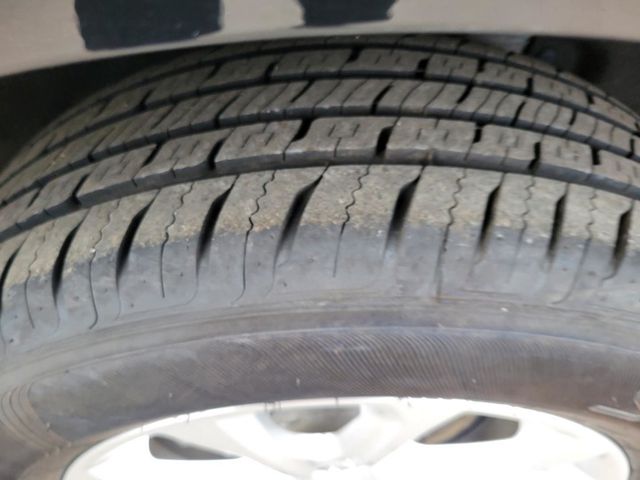 2020 Chevrolet Equinox LS Sport Utility 4D - 22319598 - 15