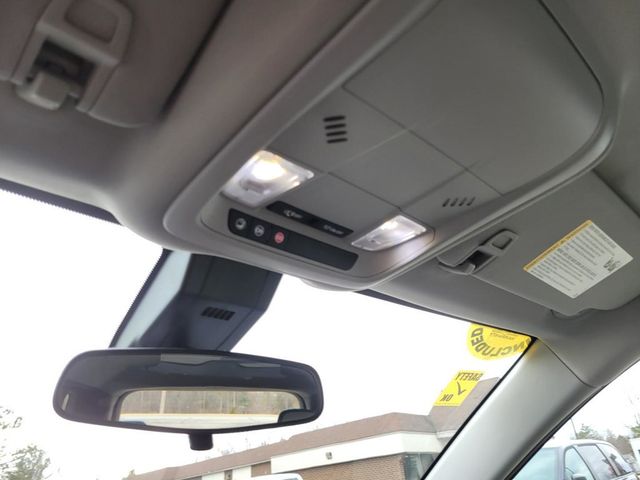 2020 Chevrolet Equinox LS Sport Utility 4D - 22319598 - 26